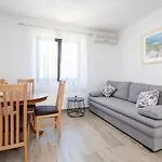 By The Sea Tkon, Pasman - 6262 * 特孔