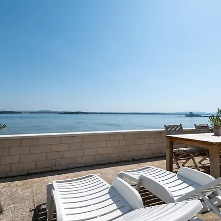 By The Sea Tkon, Pasman - 6262 Appartement