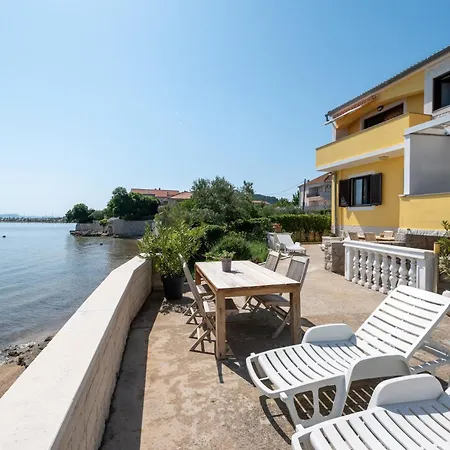 By The Sea Tkon, Pasman - 6262