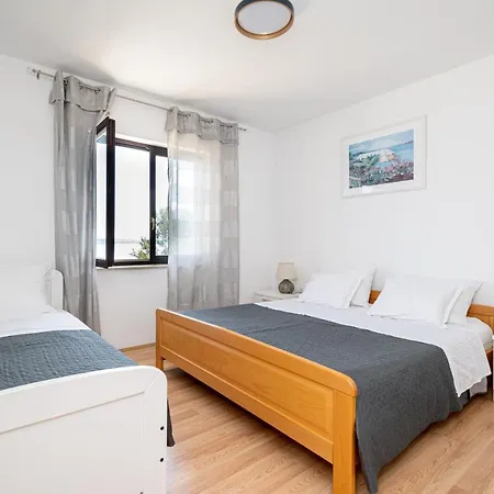 Apartament By The Sea Tkon, Pasman - 6262 *