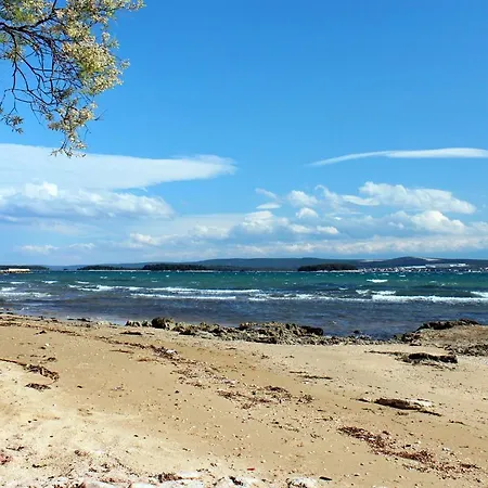 By The Sea Tkon, Pasman - 6262 *