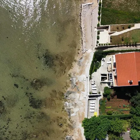 By The Sea Tkon, Pasman - 6262